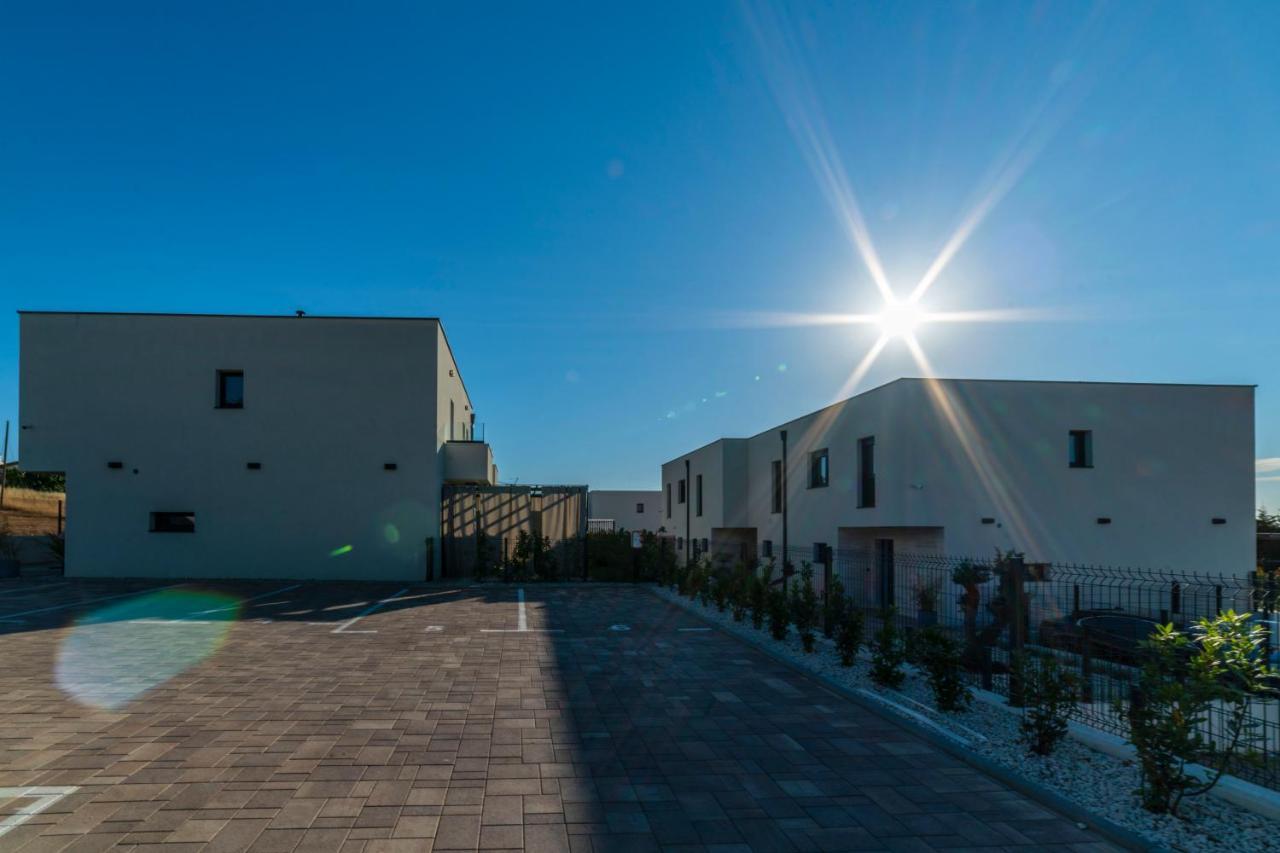 Pinna Residence - Vanga プーラ エクステリア 写真